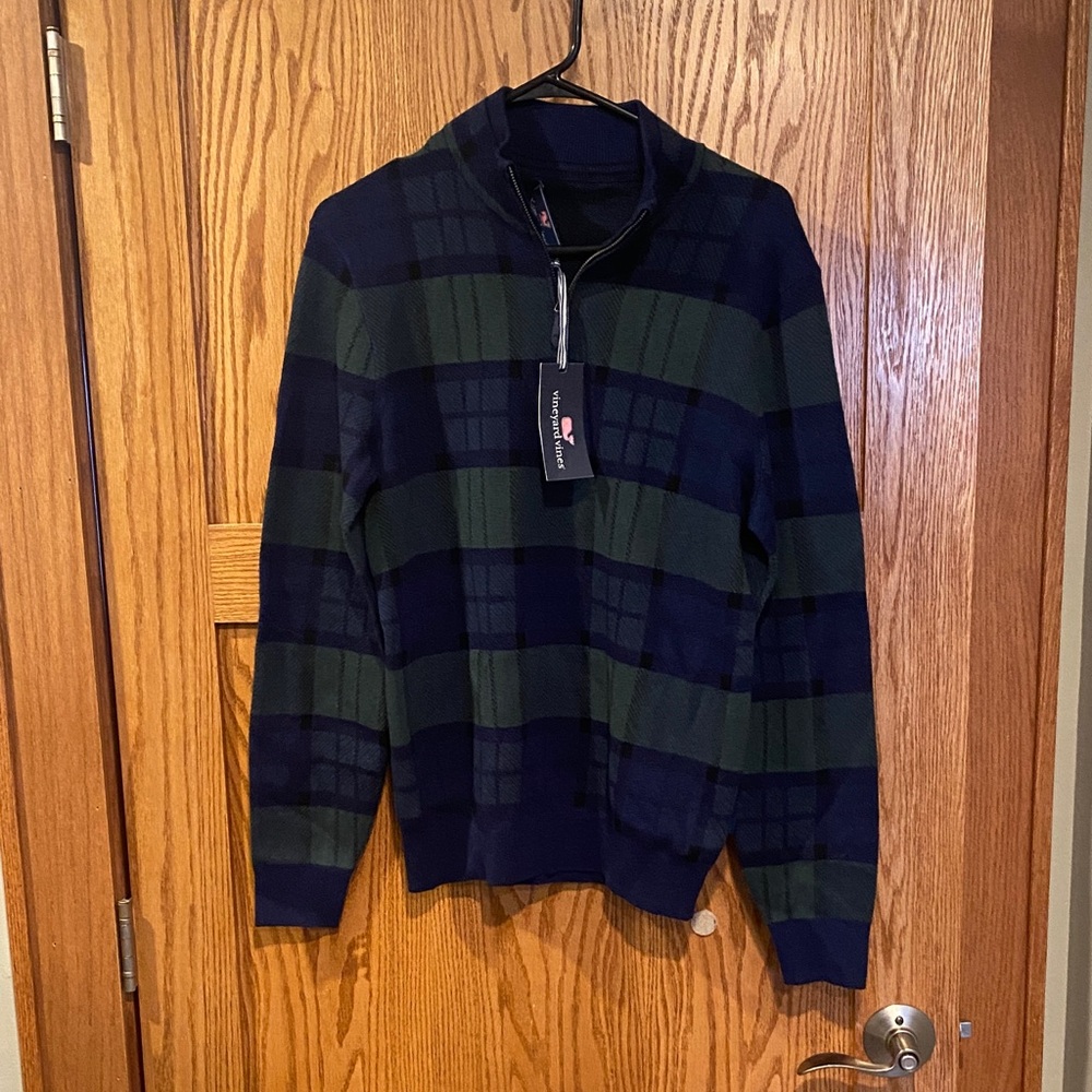 Vineyard Vines Men's Navy and Green Quarter Zip-Up Sweater Size XS NWT